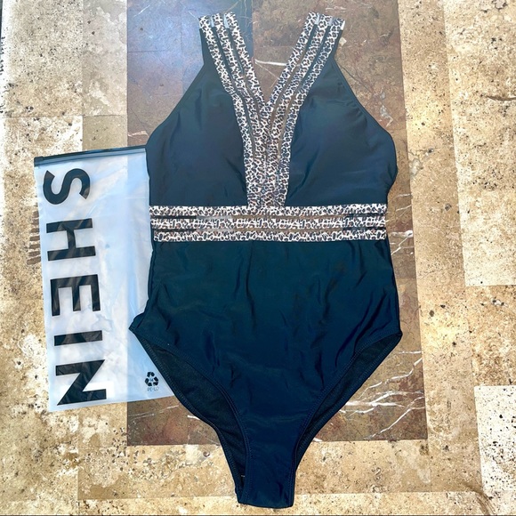 Women’s SZ M SHEIN BNWT Black w/leopard print One Piece Swimsuit - Picture 3 of 17